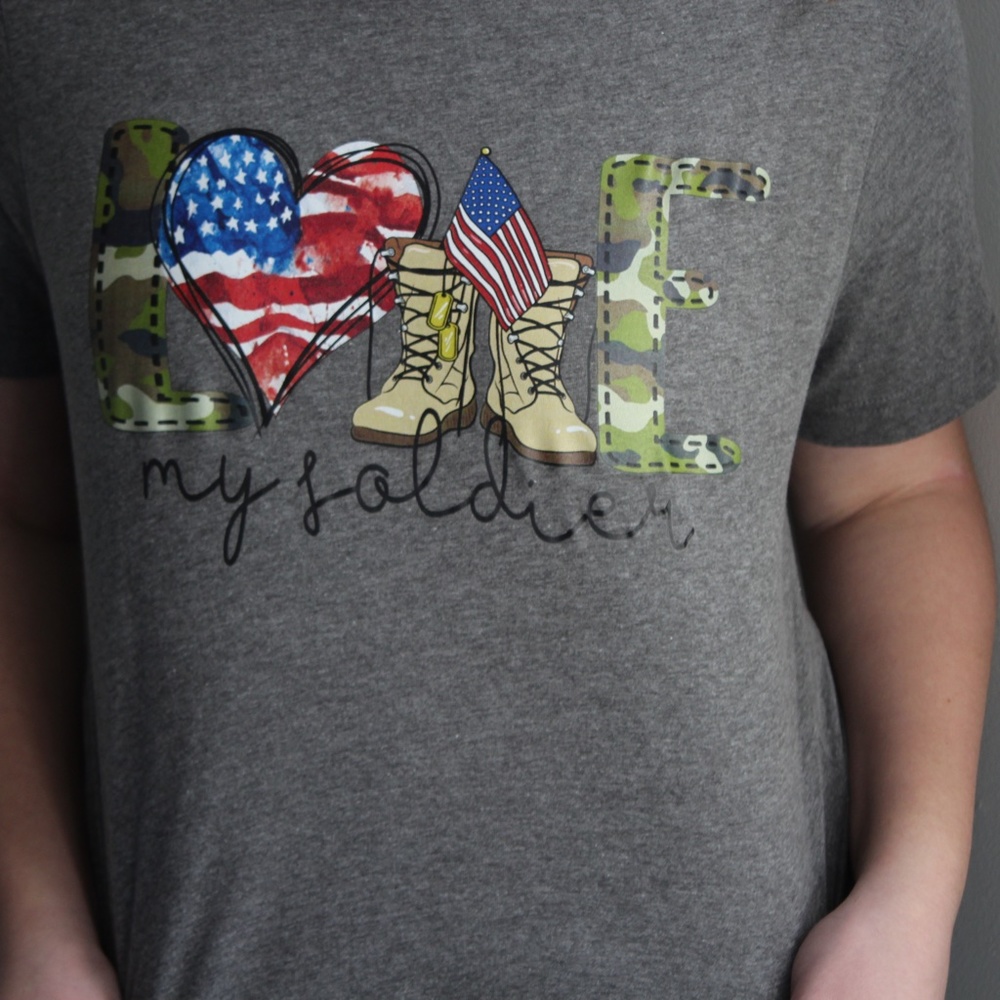 Women's short-sleeve t-shirt